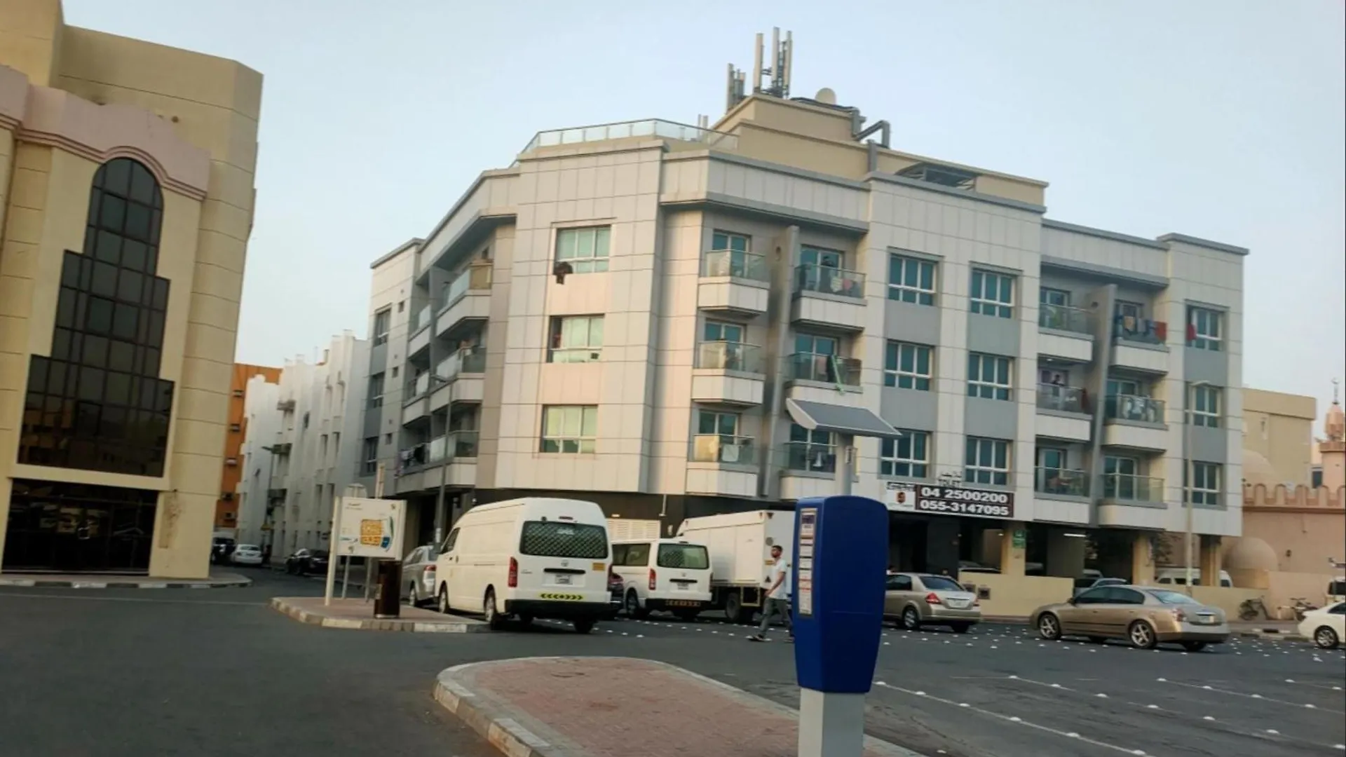 Homestay Inspire Partition Room In Al Seef Near Burjuman Metro Dubai