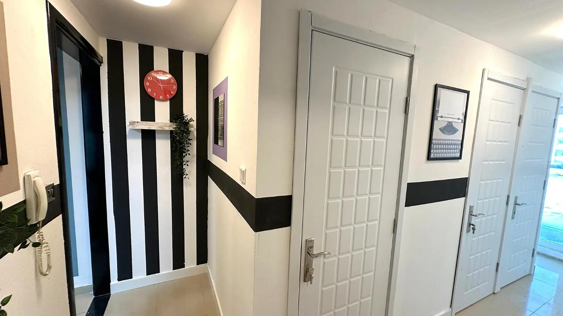 Homestay Inspire Partition Room In Al Seef Near Burjuman Metro Dubai United Arab Emirates